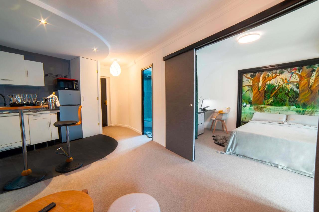 Appart'Hotel Chaleureux Au Coeur De Tullins - Le Roitelet Exterior foto